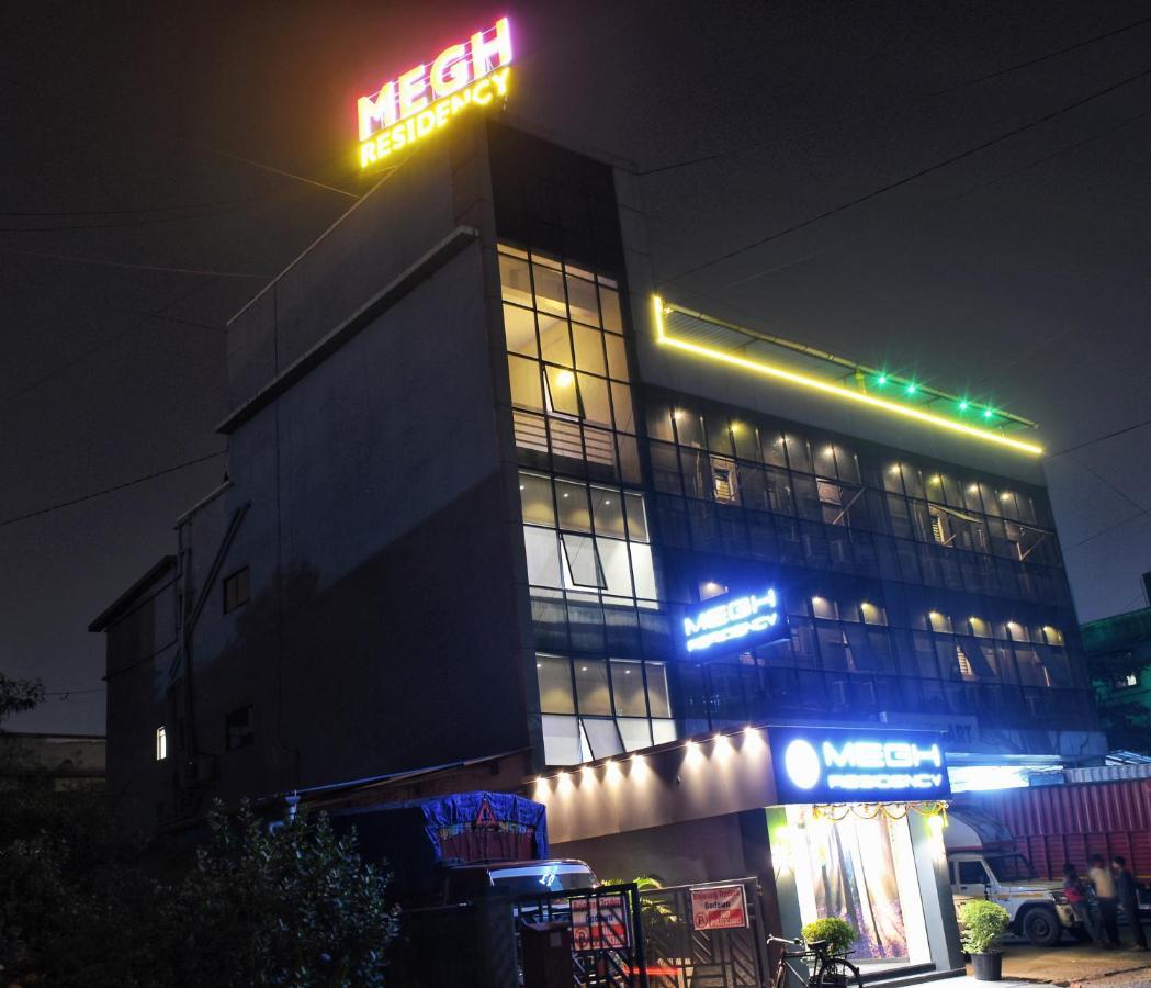 Megh Residency Navi Mumbai Hotel Exterior foto