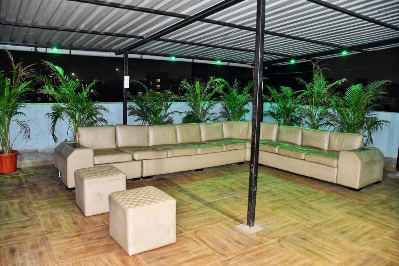 Megh Residency Navi Mumbai Hotel Exterior foto