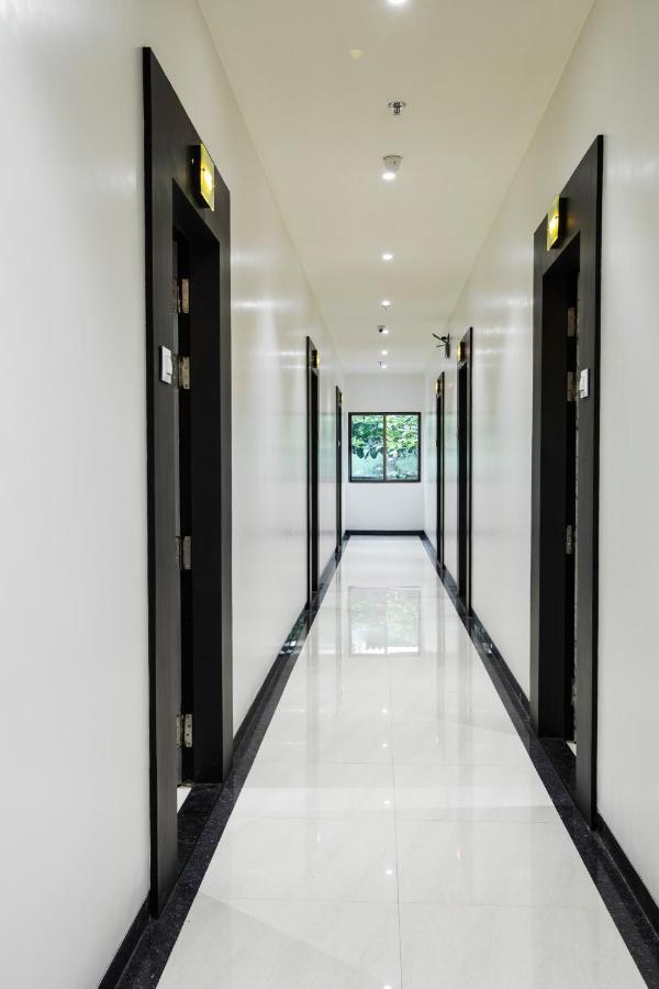 Megh Residency Navi Mumbai Hotel Exterior foto