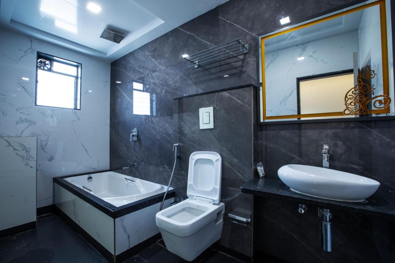 Megh Residency Navi Mumbai Hotel Exterior foto