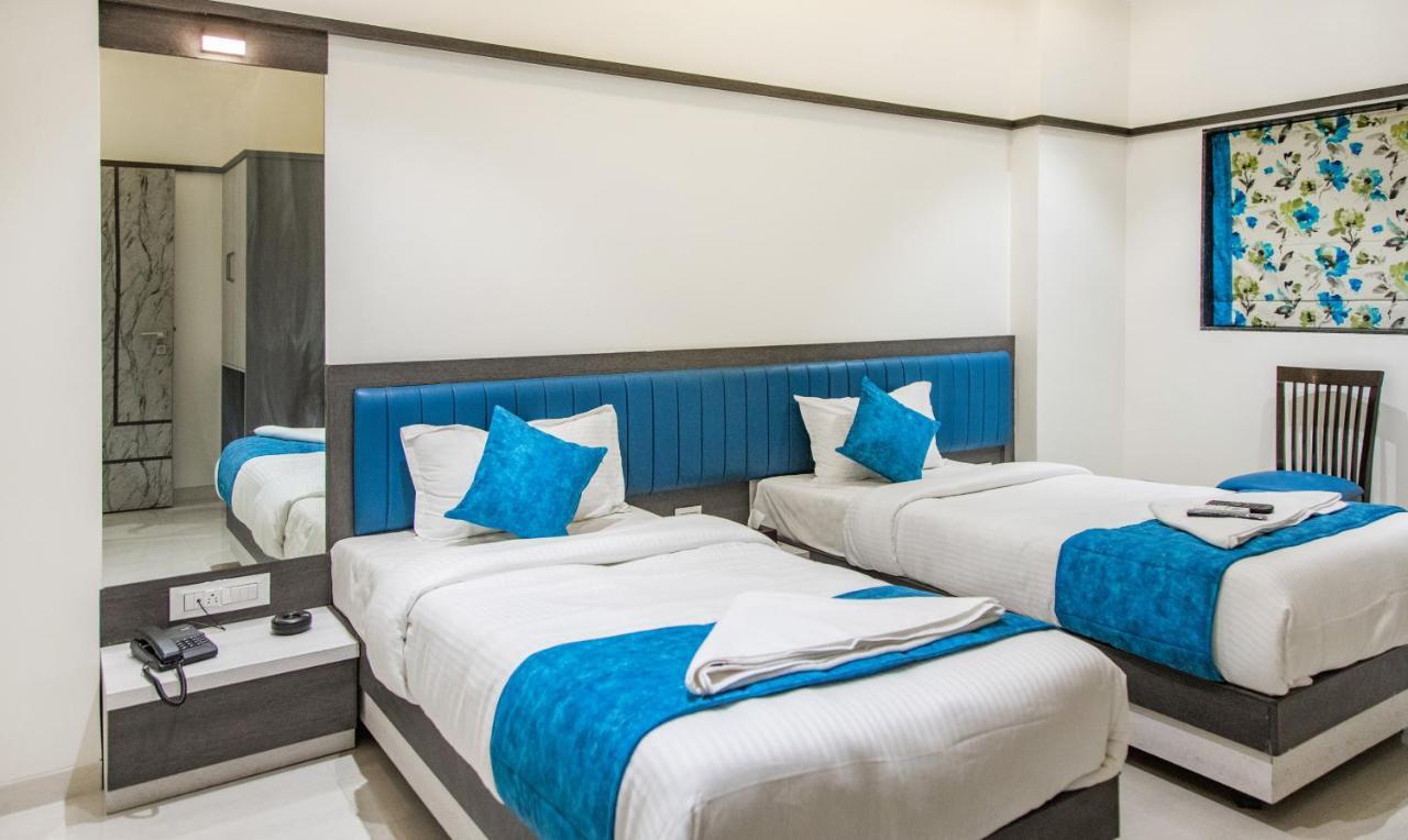Megh Residency Navi Mumbai Hotel Exterior foto