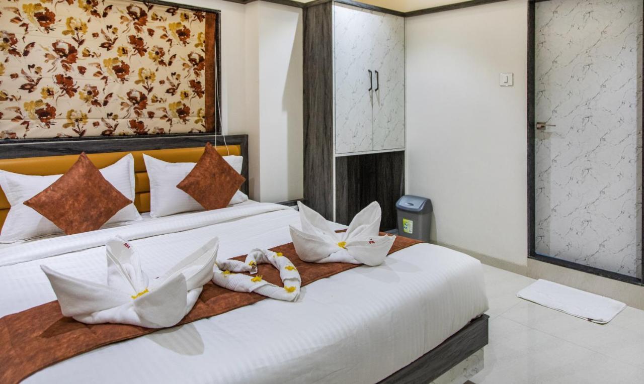 Megh Residency Navi Mumbai Hotel Exterior foto