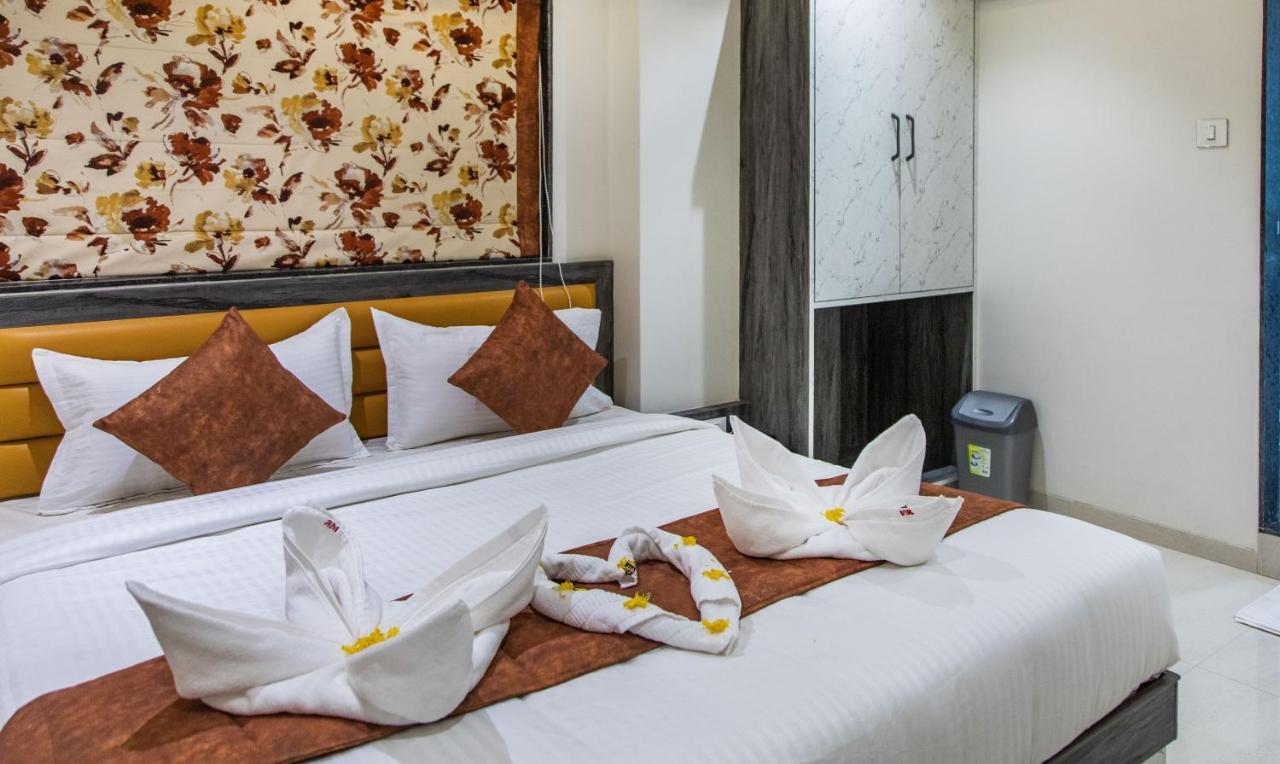 Megh Residency Navi Mumbai Hotel Exterior foto